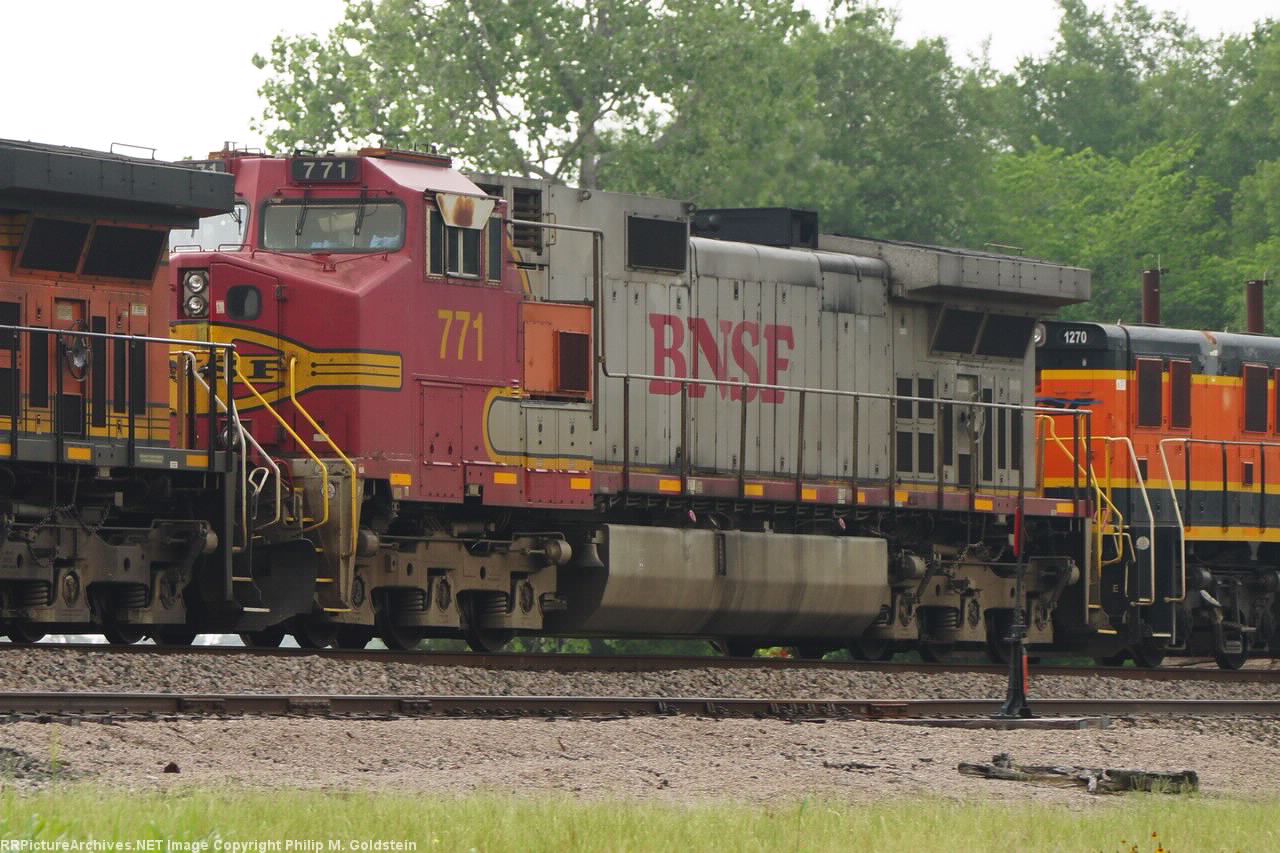 BNSF 771